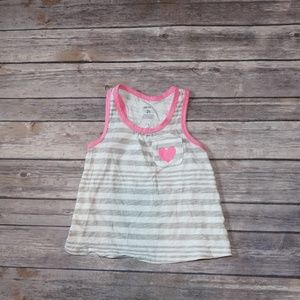 🌸$3 SALE! ! 2t Carter's top